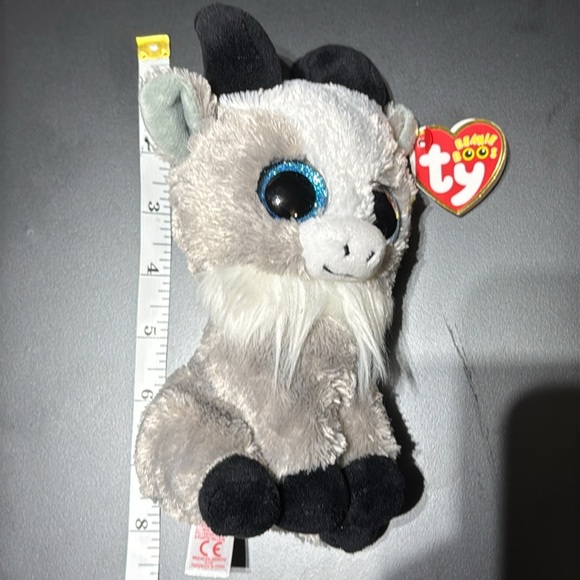 TY | Beanie Boos | Gabby the Plush Goat - Picture 4 of 4